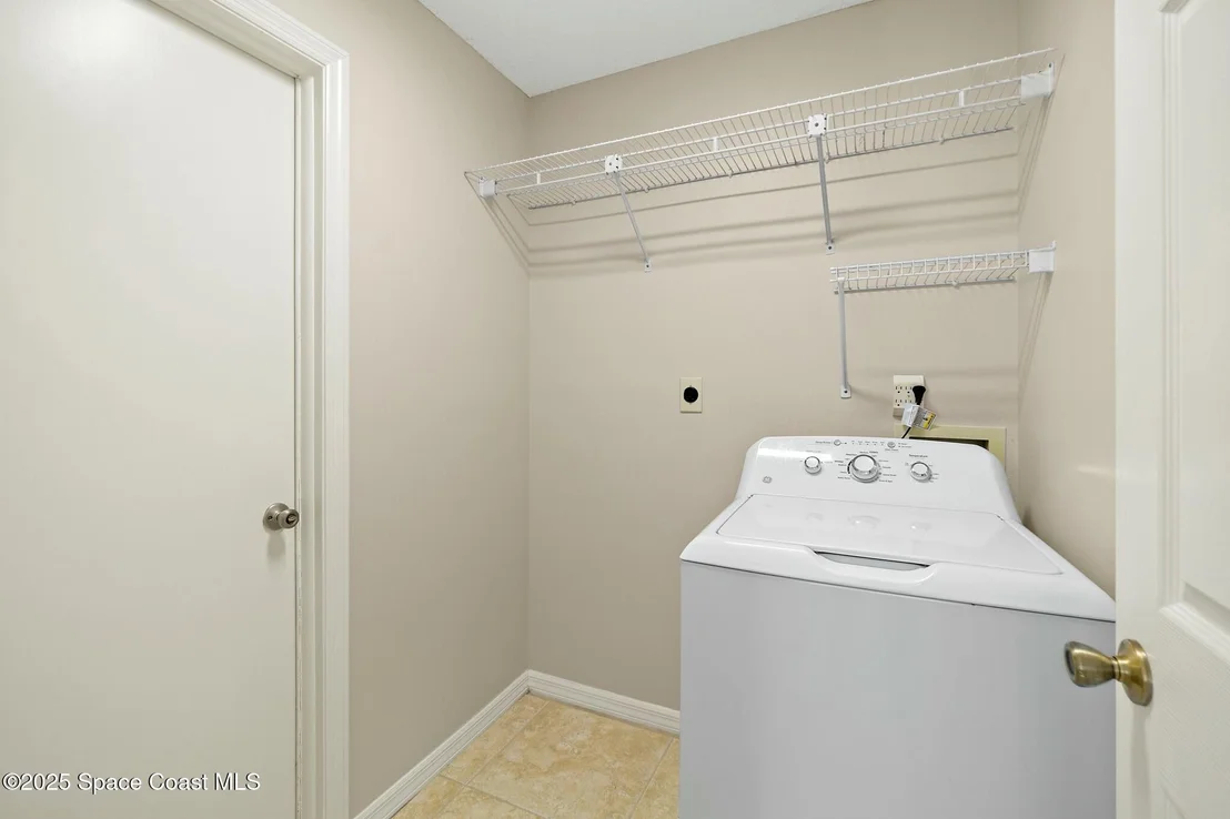 Photo of 6996 Hammock Lakes Drive