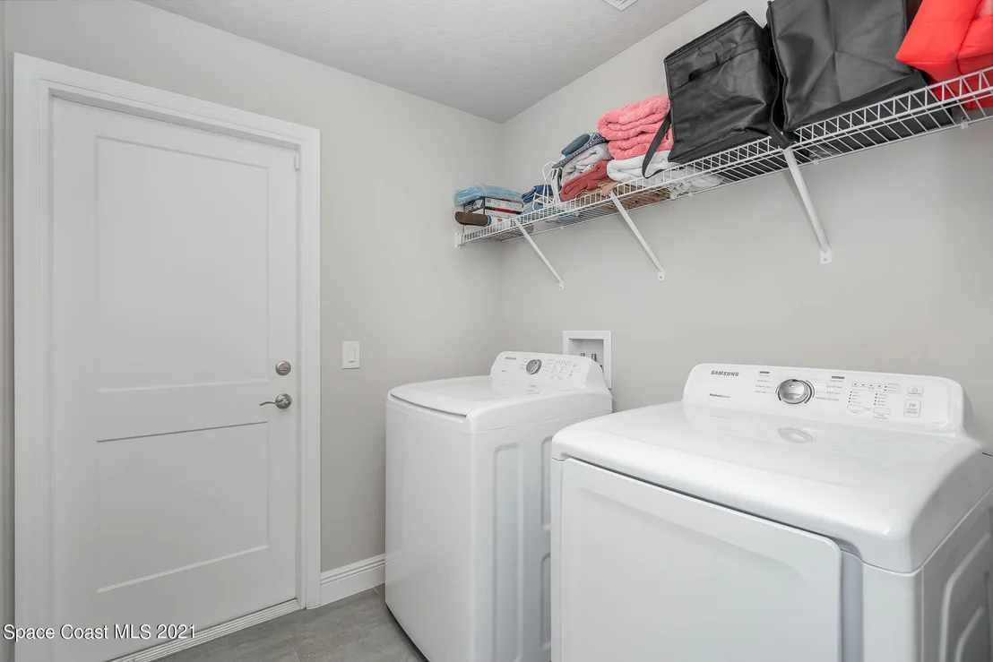 Photo of 1271 Buffing Circle SE