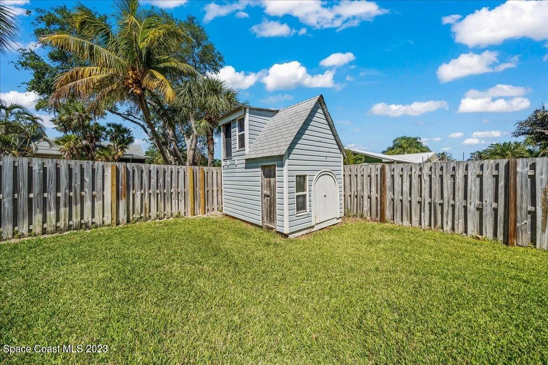 Photo of 508 Roystonia Palm Drive