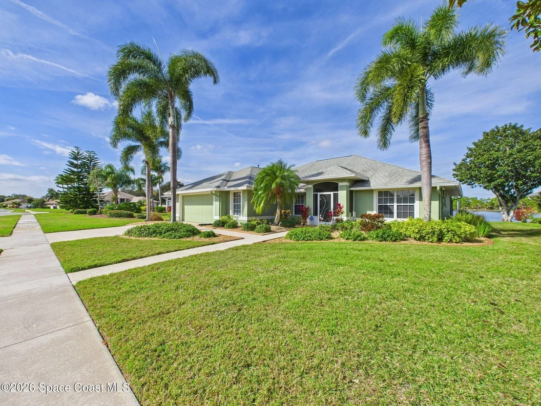 Photo of 5700 Herons' Landing Drive