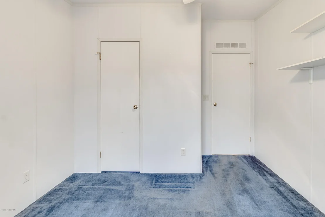 Photo of 725 Outer Drive