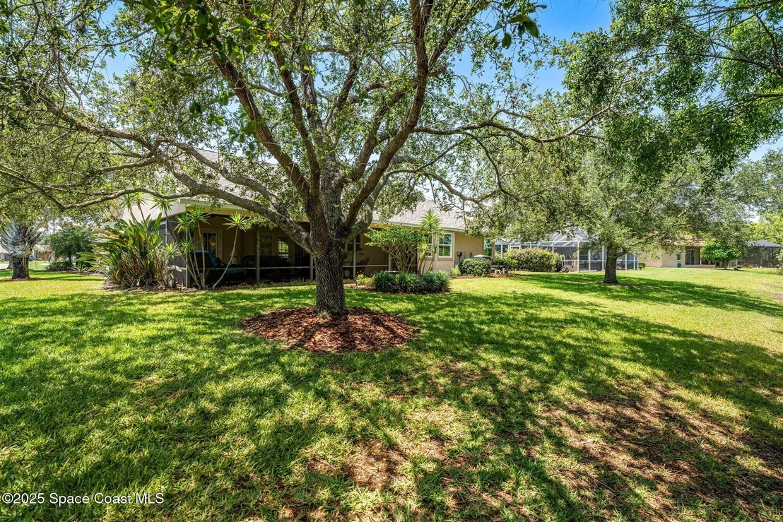 Photo of 952 Wildwood Drive