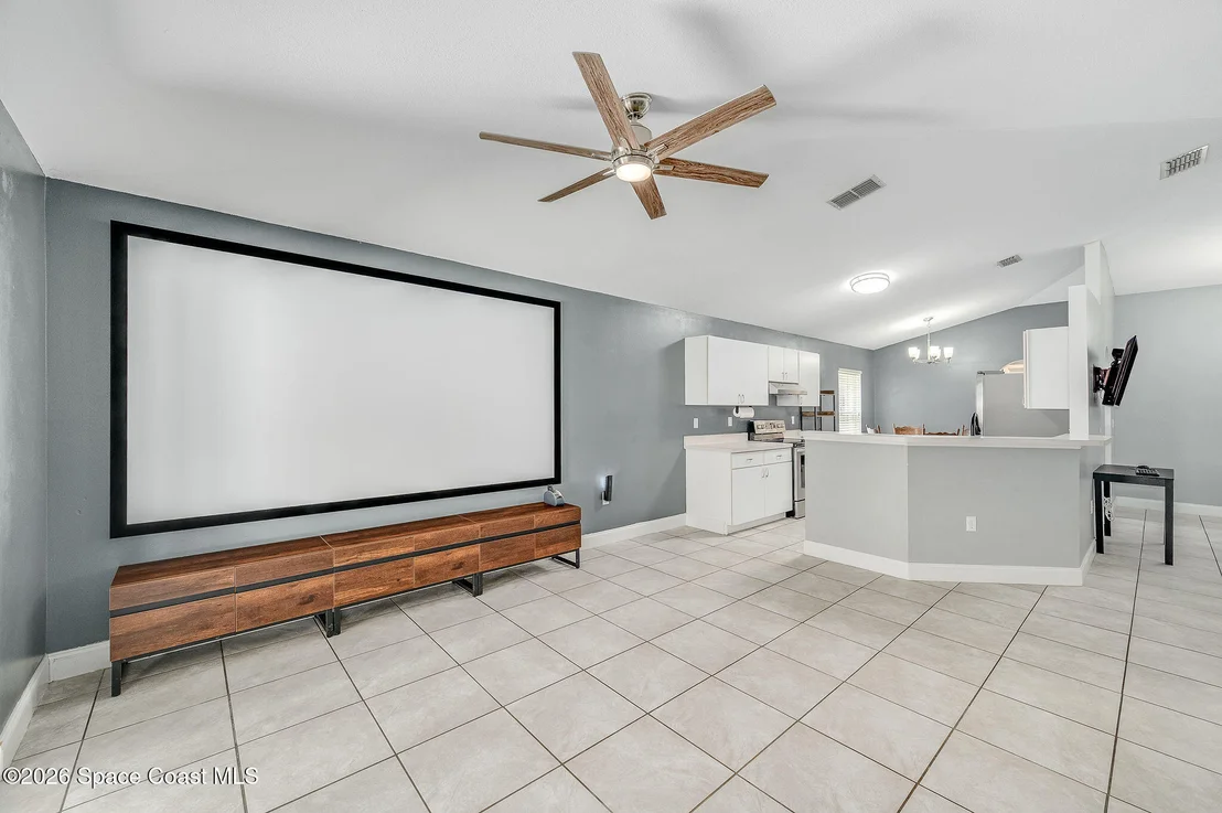 Photo of 1664 Vista Lake Circle