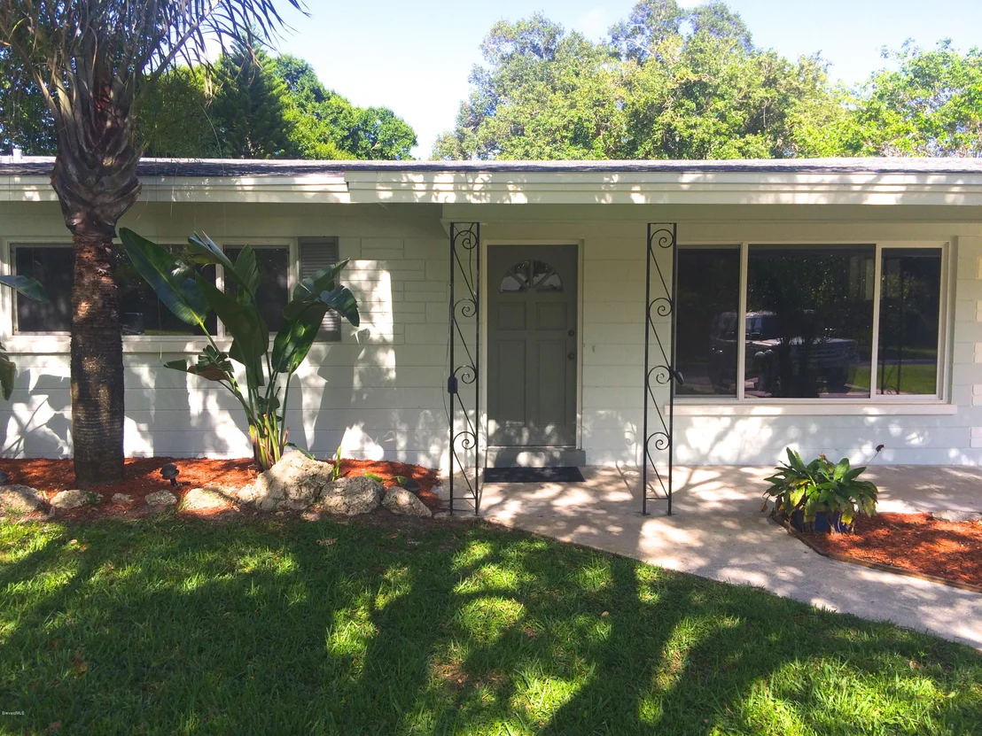 Photo of 2311 Lee Avenue