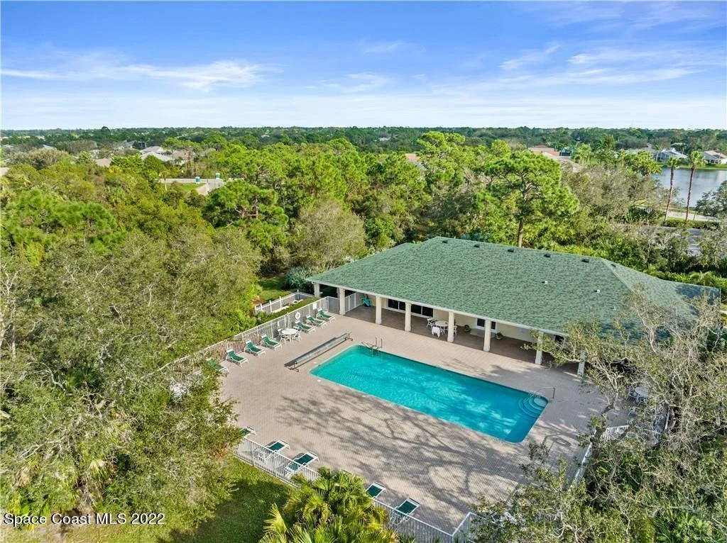 Photo of 303 Swallowtail Lane