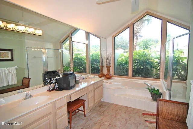 Photo of 694 Rossmoor Circle