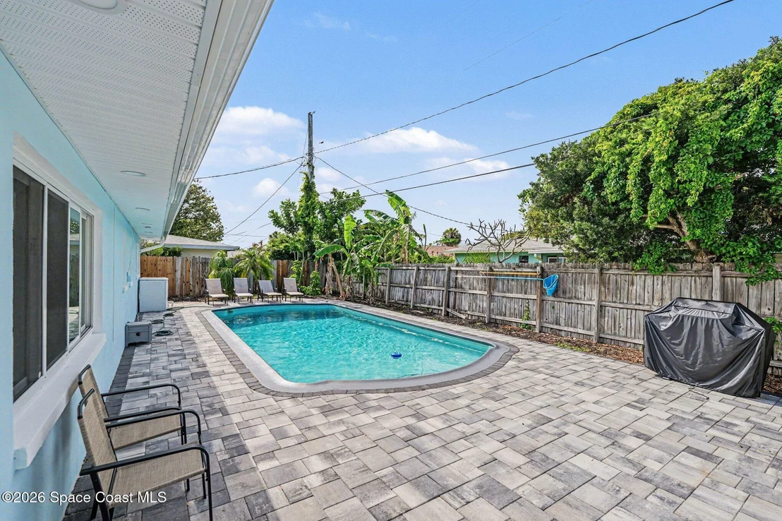 Photo of 375 Cyprus Drive