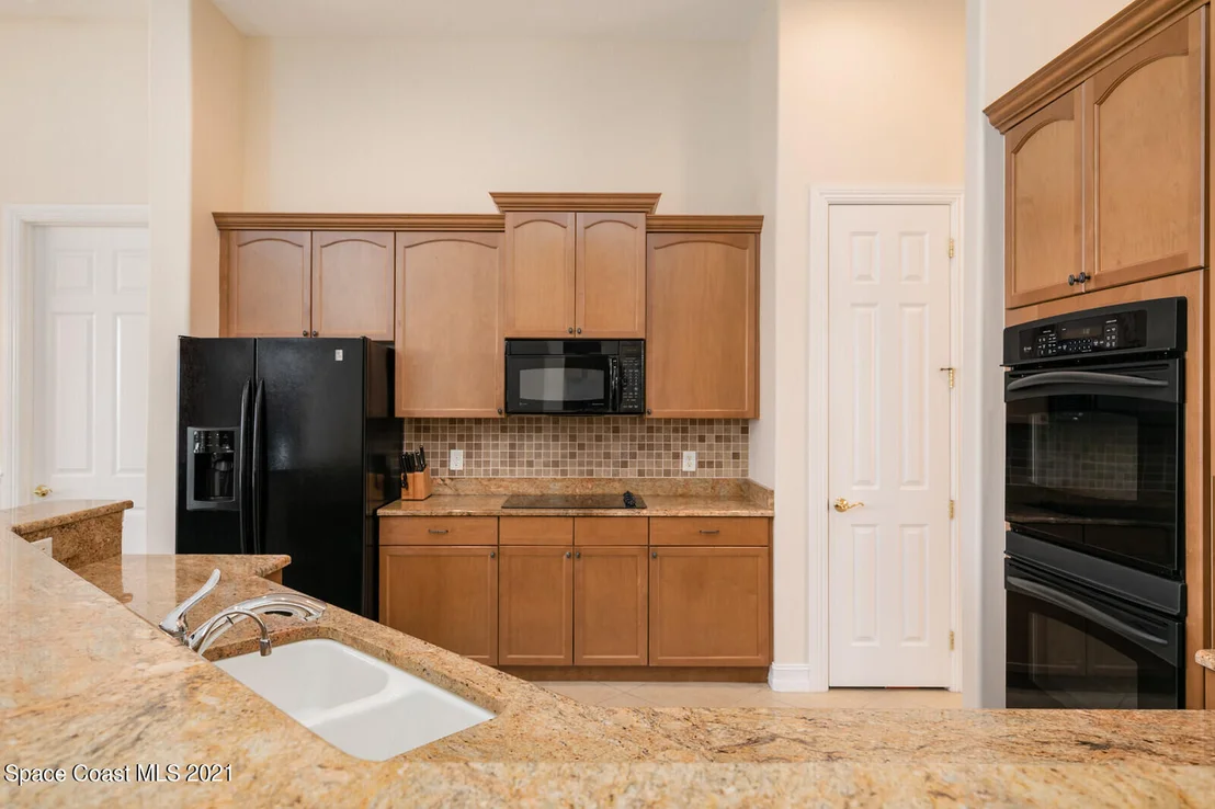 Photo of 6585 Arroyo Drive