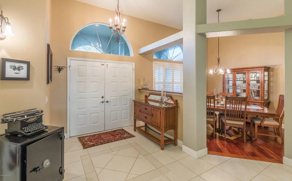 Photo of 1225 Tuckaway Drive
