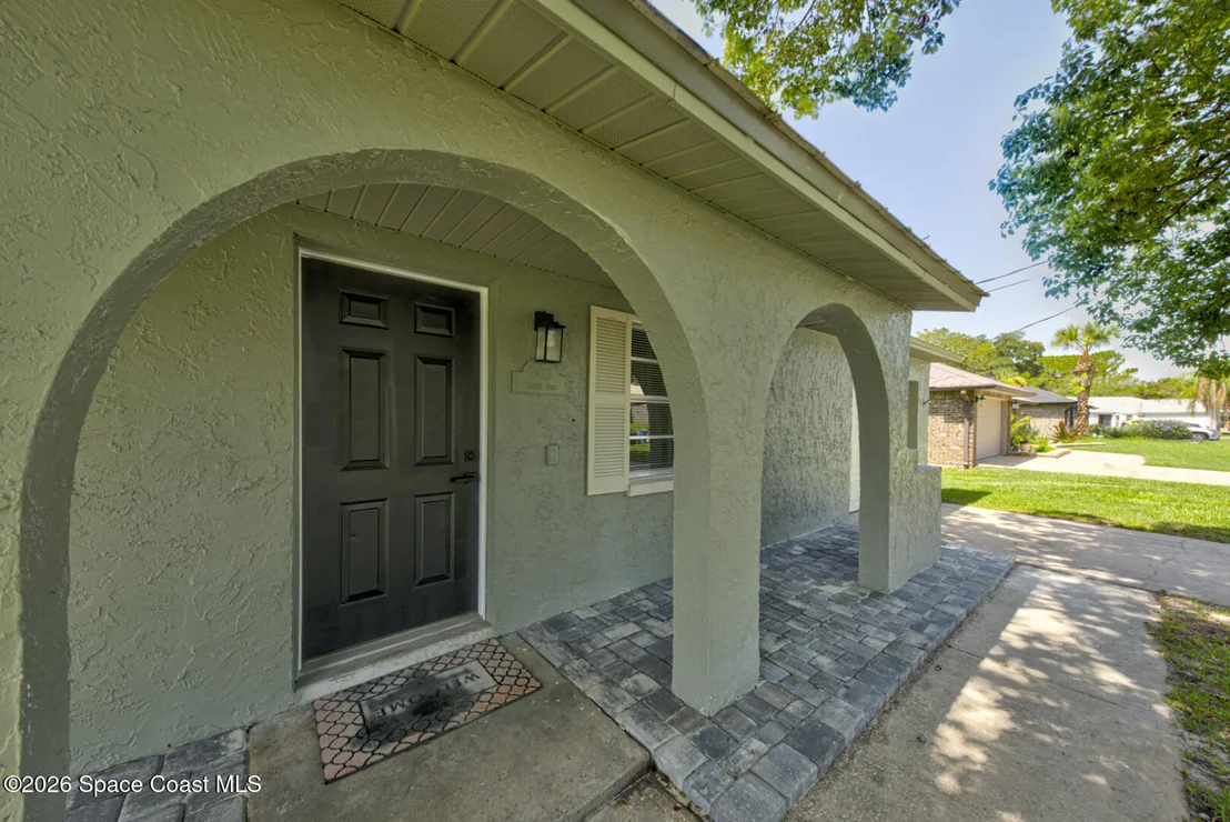 Photo of 5433 Bridge Road