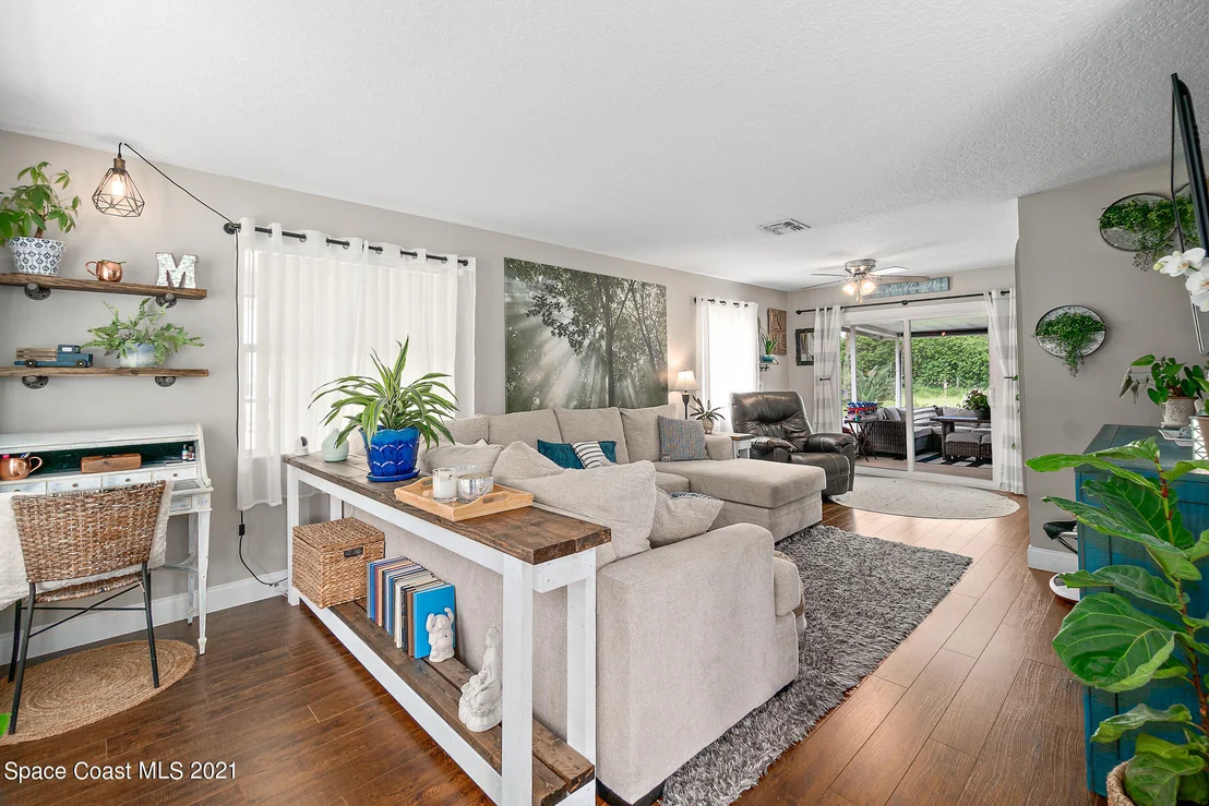 Photo of 3420 Pine Street