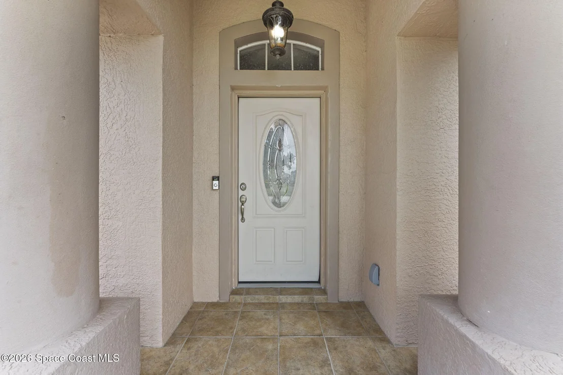 Photo of 970 Kingfisher Way