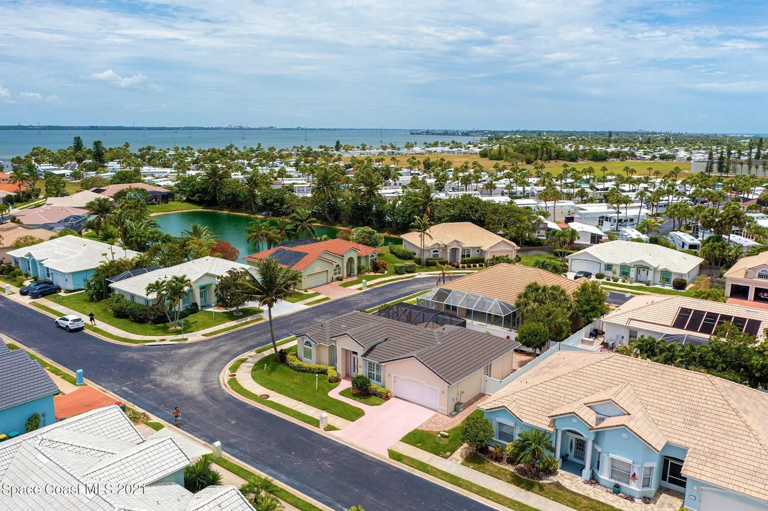Photo of 232 Sanibel Way