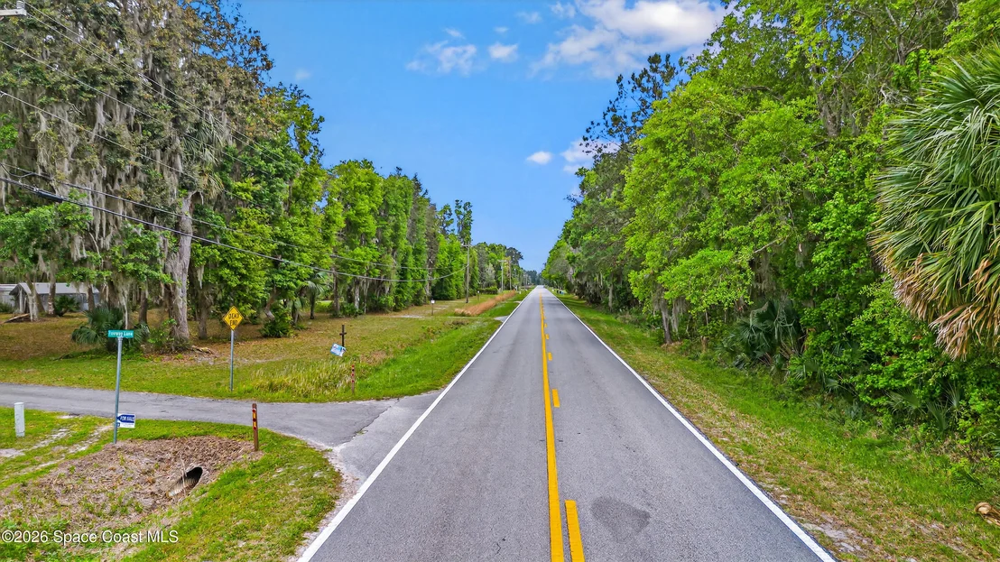 Photo of 1239,41,43 County Road 309