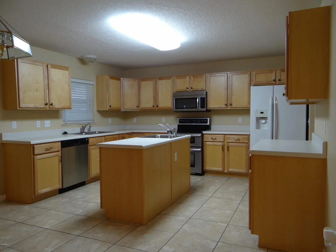 Photo of 1828 Maeve Circle