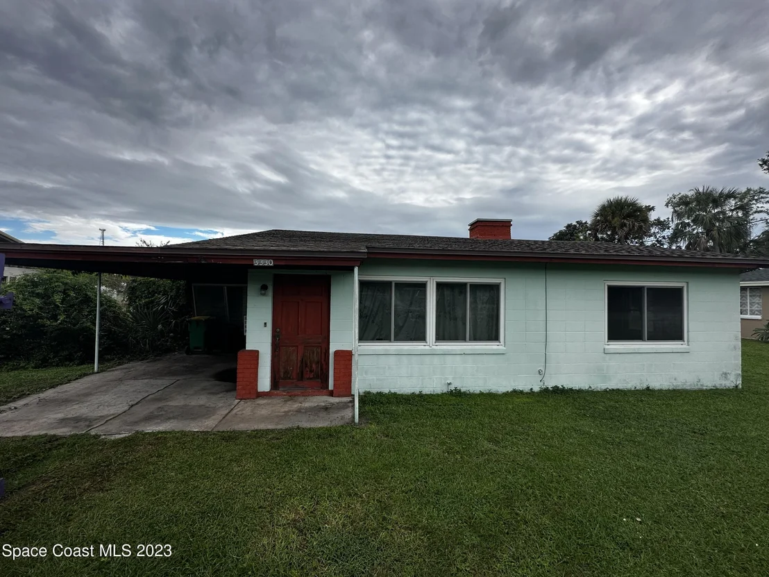 Photo of 3330 Stanley Street