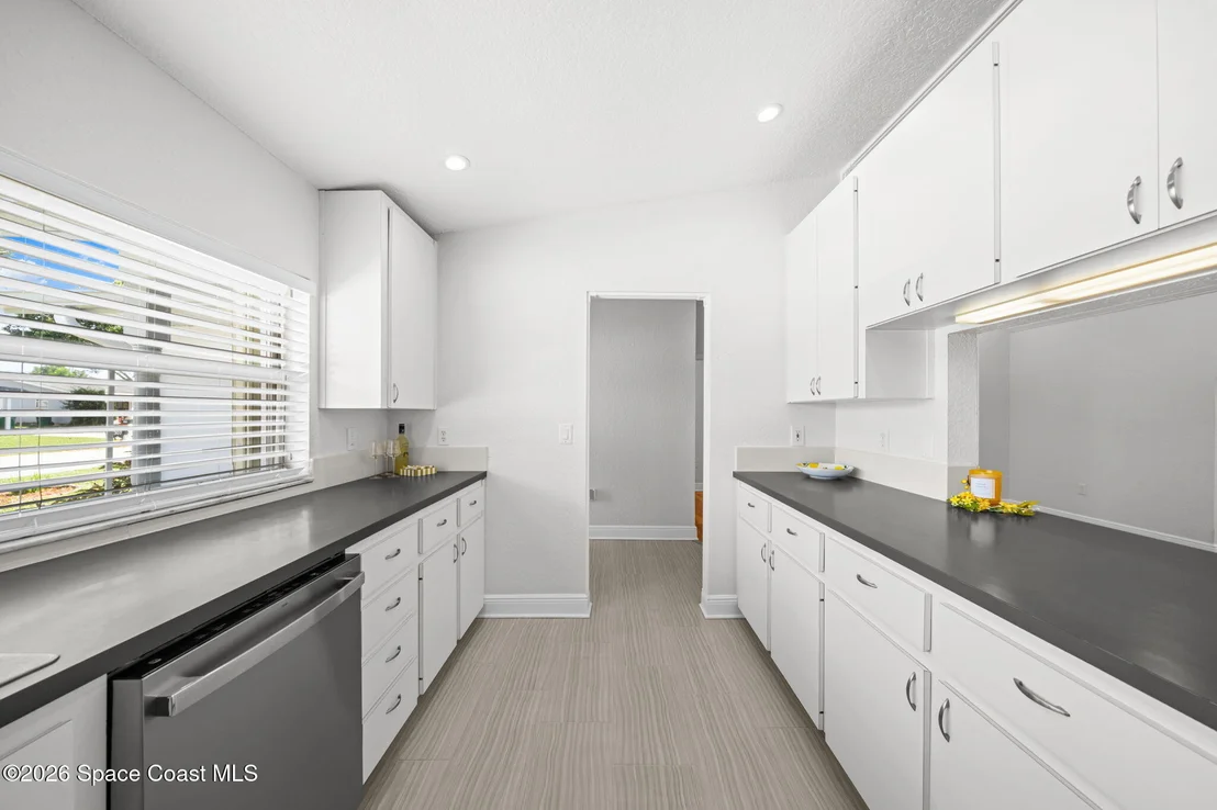 Photo of 309 Amherst Avenue