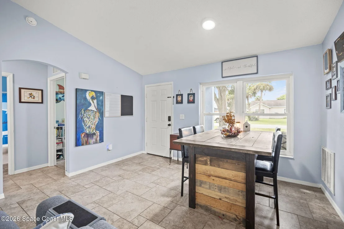 Photo of 7215 Achilles Road