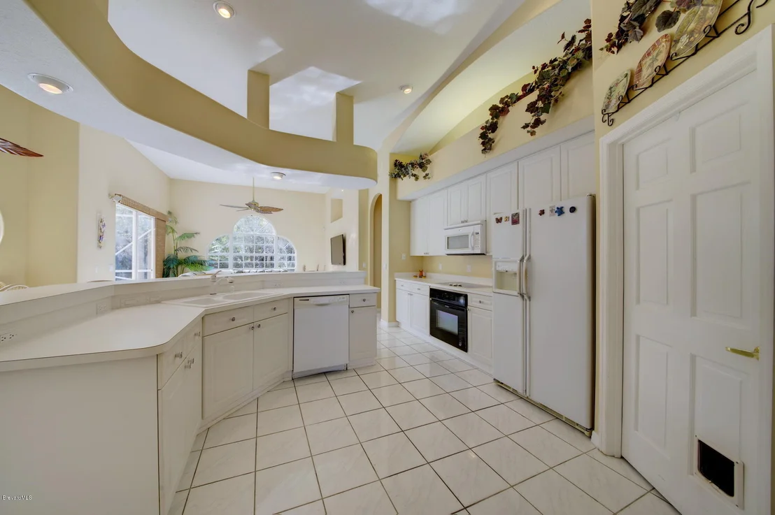 Photo of 313 Island Drive