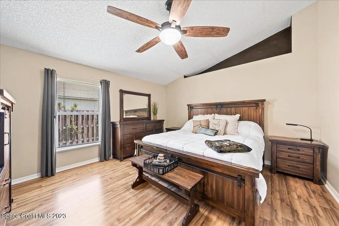 Photo of 1616 Vista Lake Circle