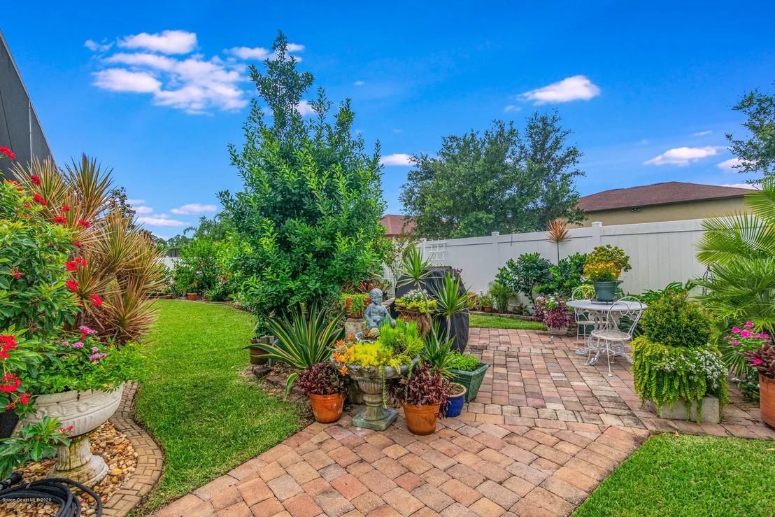 Photo of 1389 Outrigger Circle