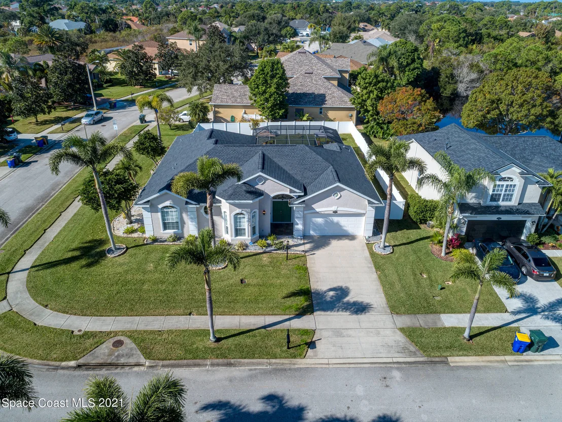 Photo of 241 Pebble Hill Way