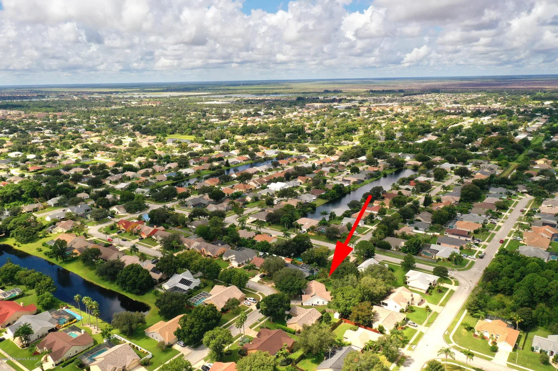 Photo of 962 Pelican Lane