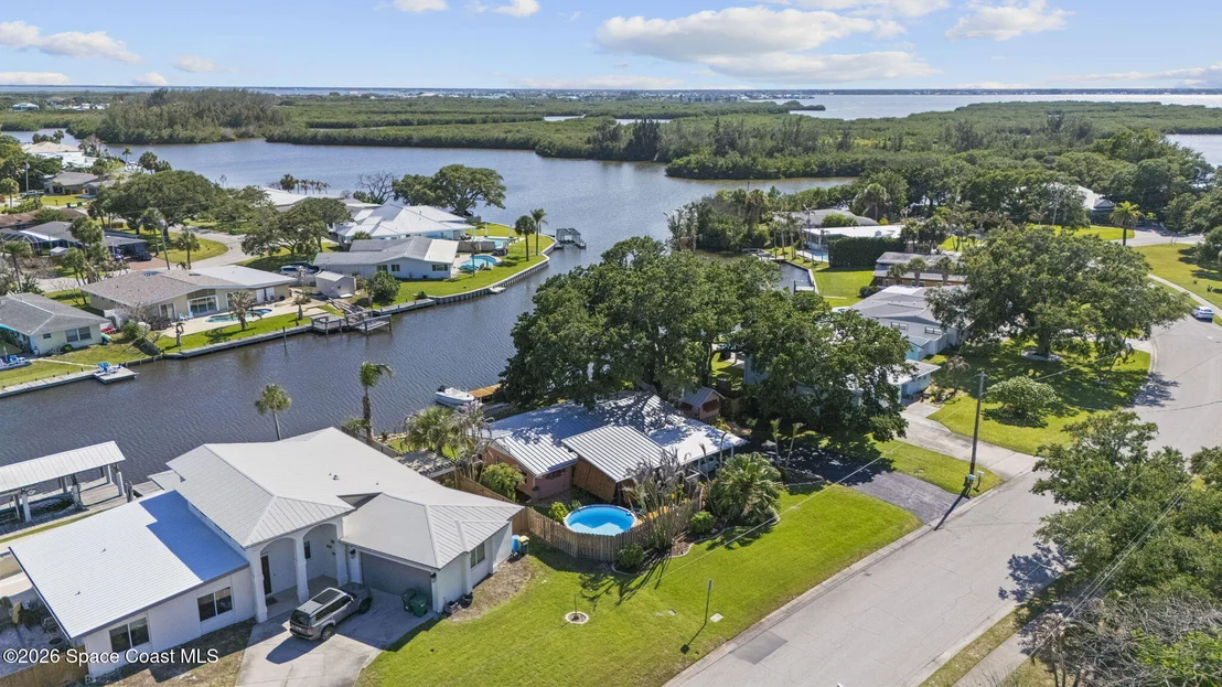Photo of 514 Cocoa Isles Boulevard