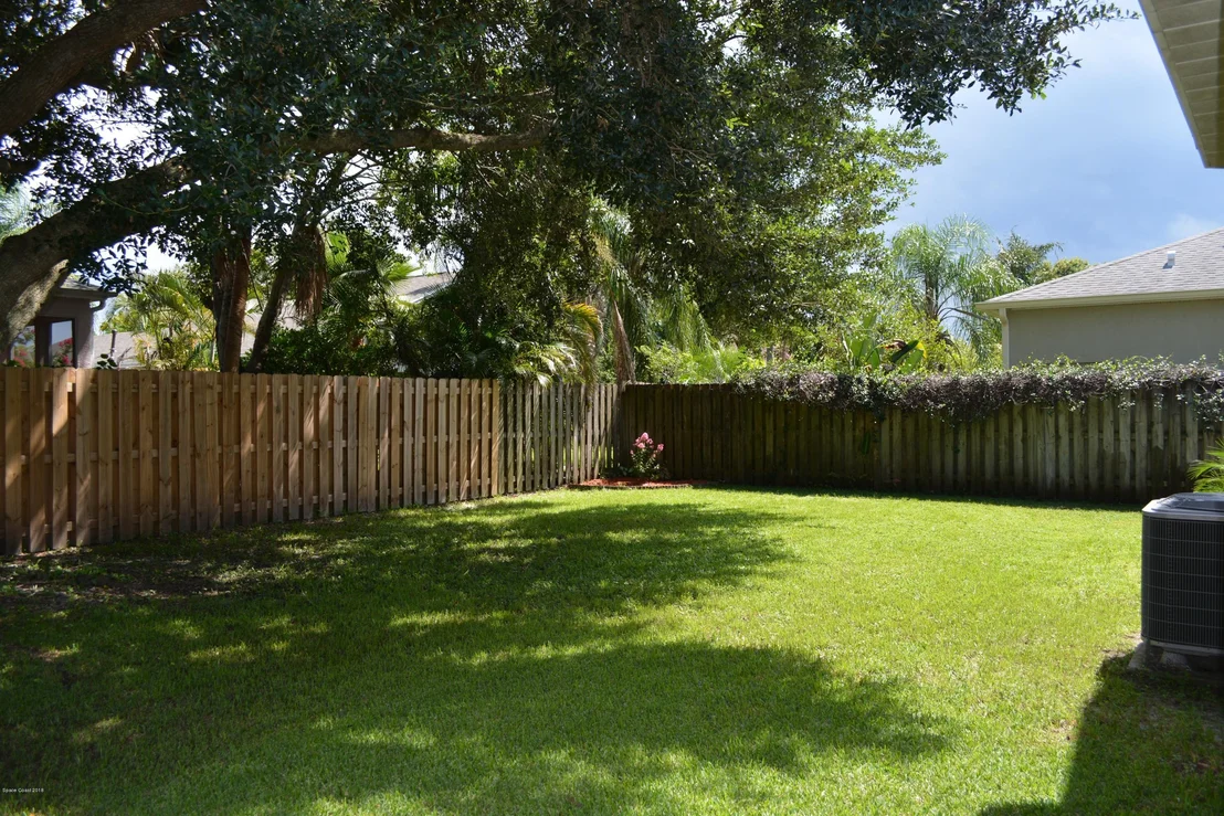 Photo of 6995 Hammock Trace Drive