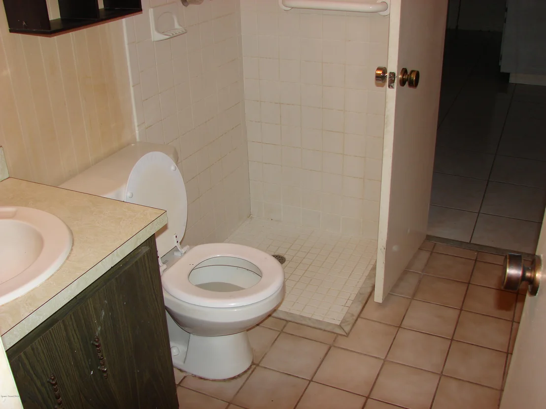 Photo of 974 Burn Drive NE