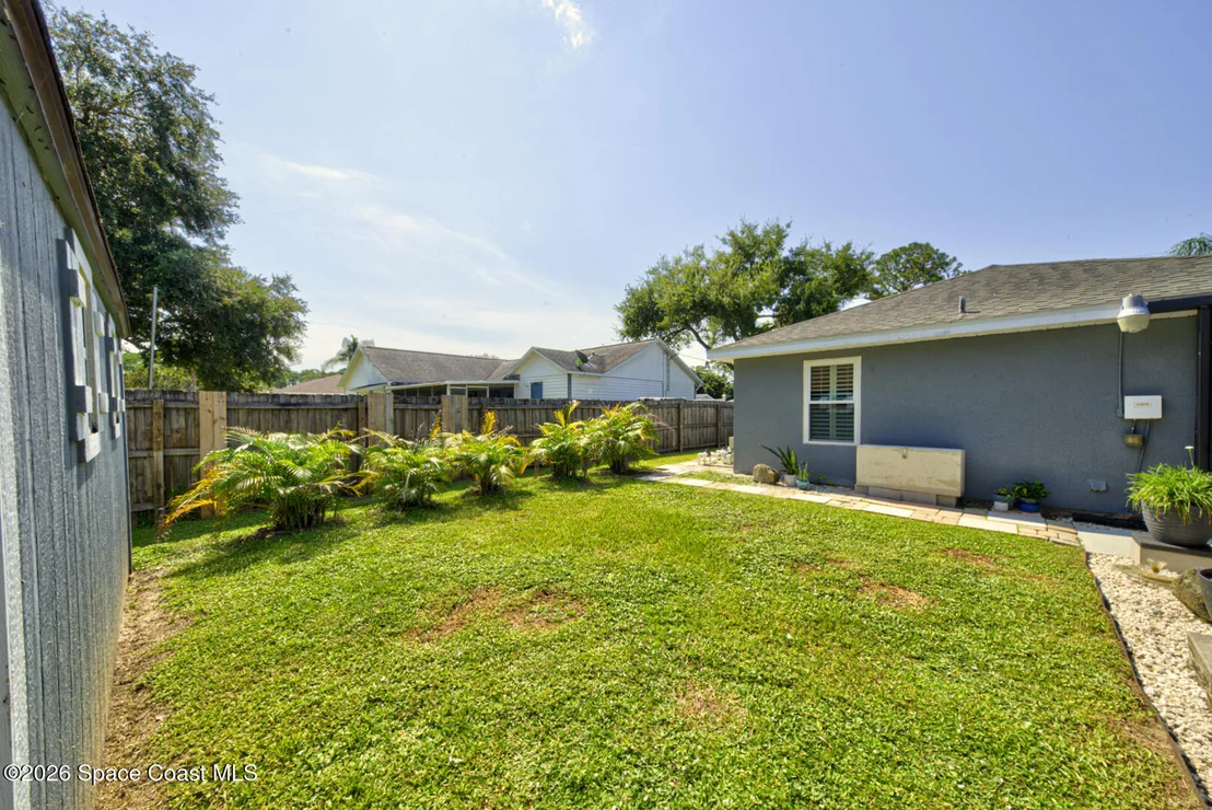 Photo of 6520 Adrian Street