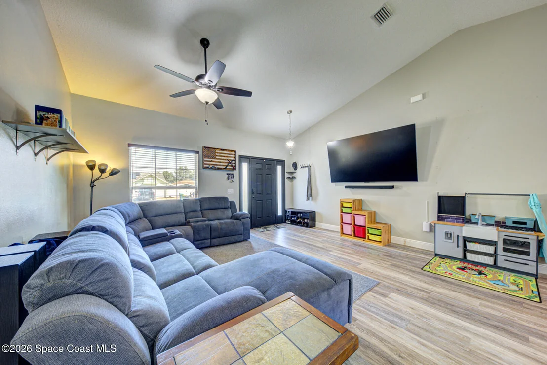 Photo of 6165 Adina Road