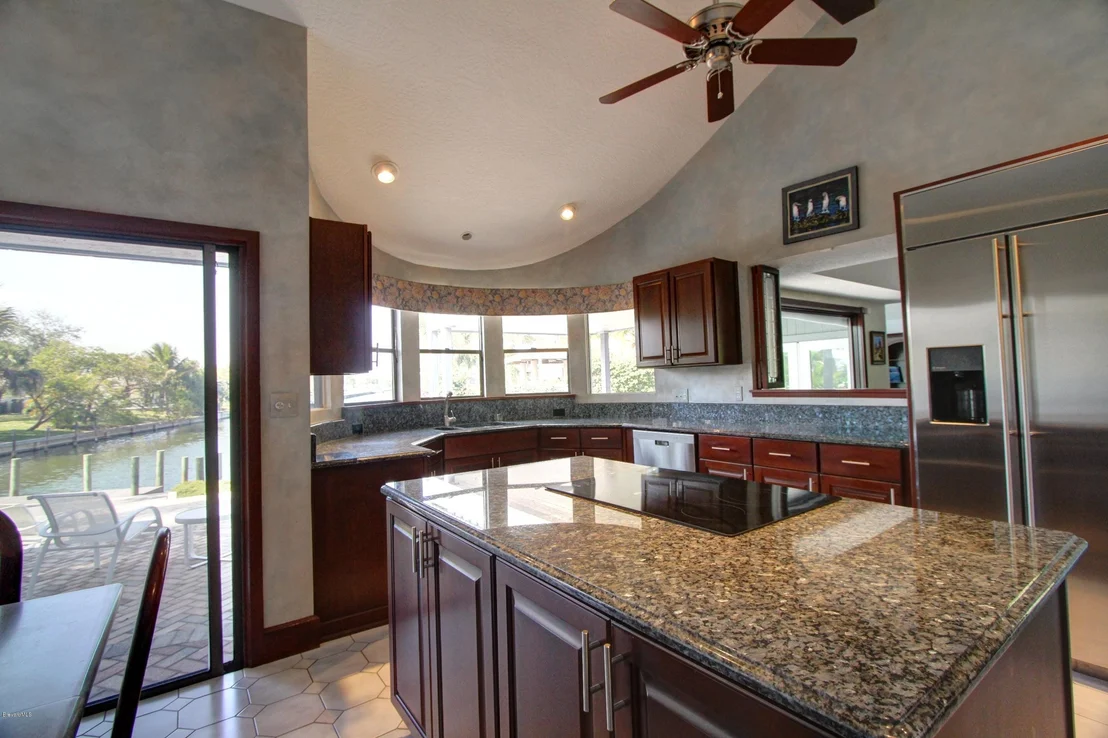 Photo of 738 Malibu Lane