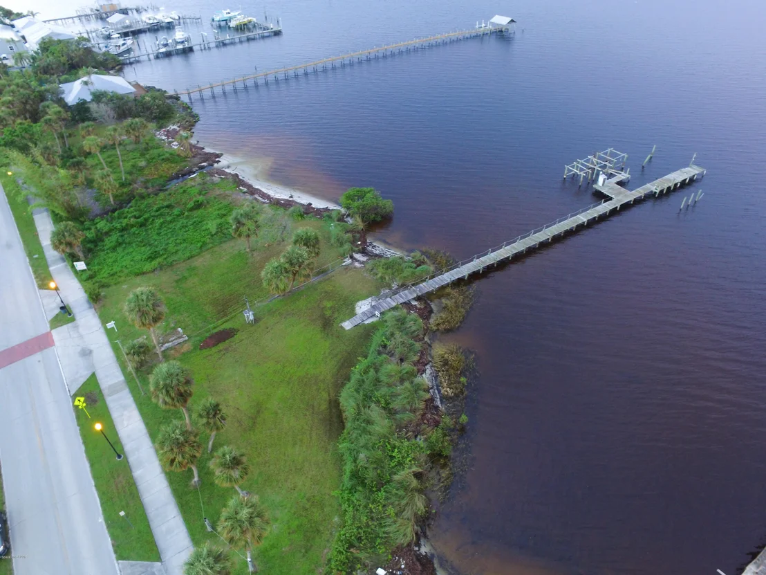 Photo of 1690 Indian River Drive