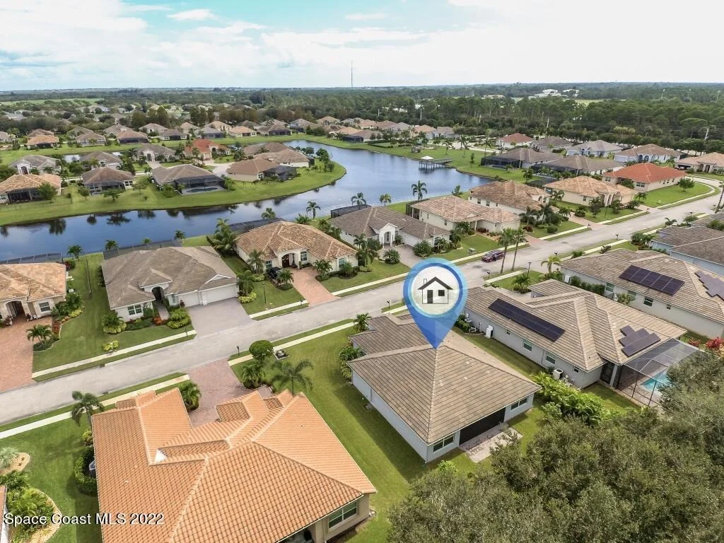 Photo of 6077 Graysen Sq Square