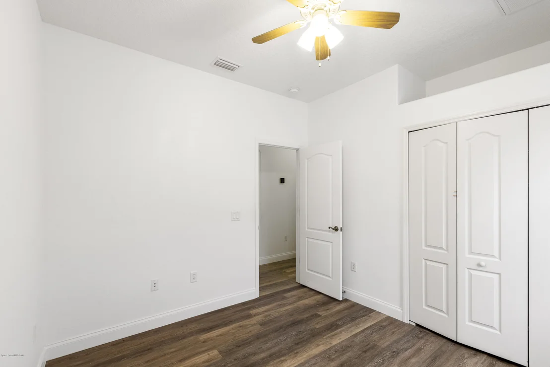 Photo of 1600 Bridgeport Circle