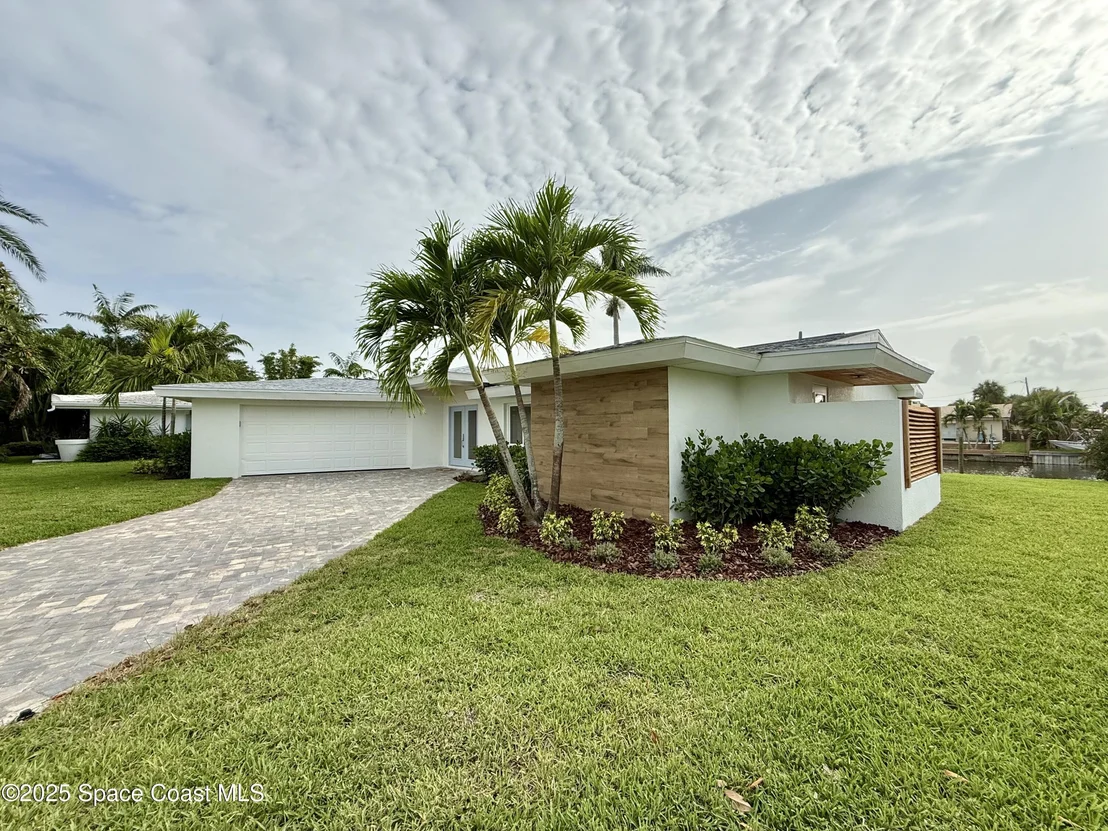 Photo of 57 Riverview Lane