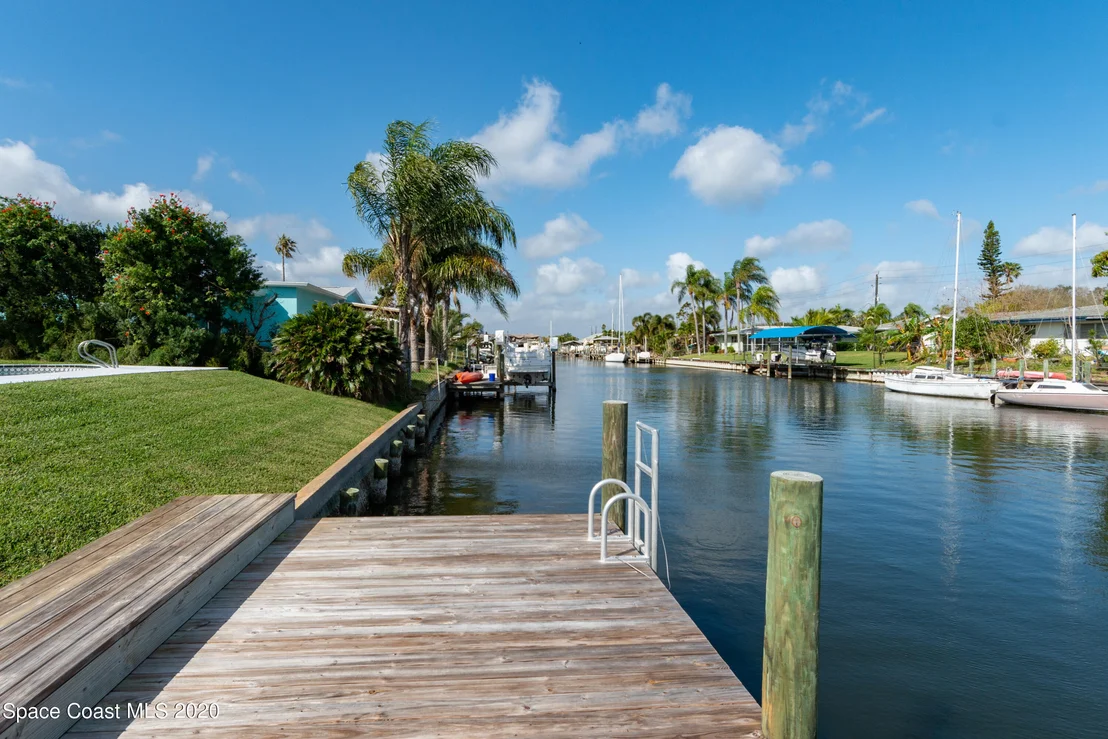 Photo of 439 Sandpiper Drive