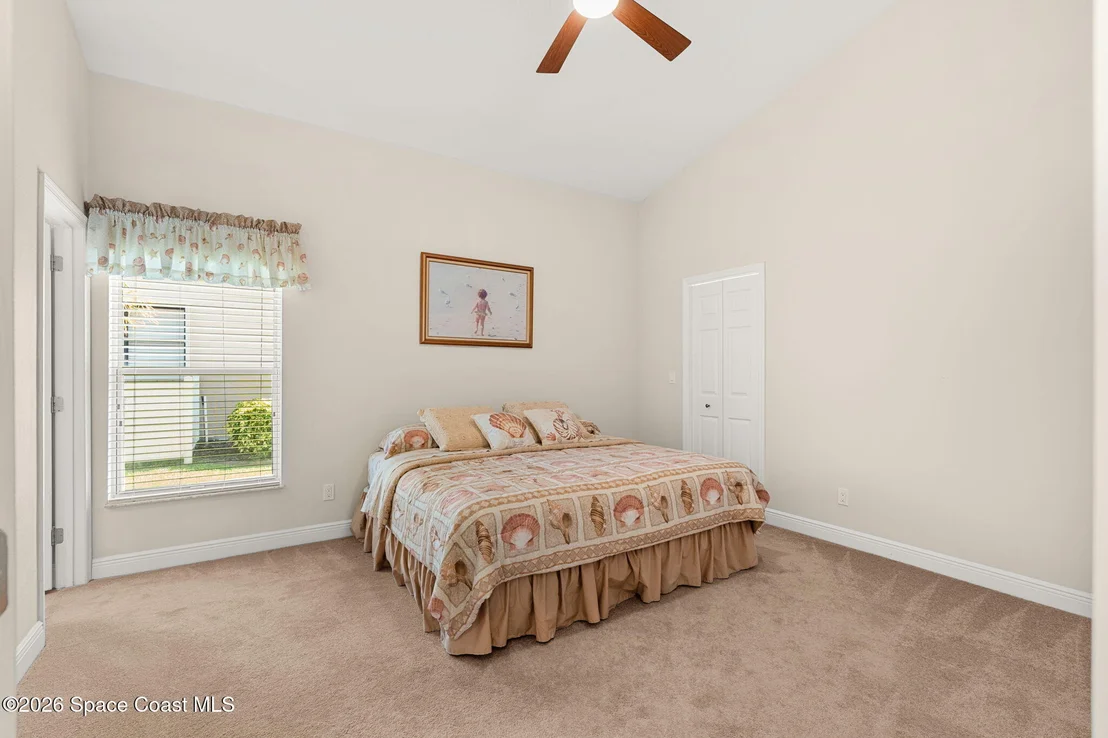 Photo of 327 Island Drive