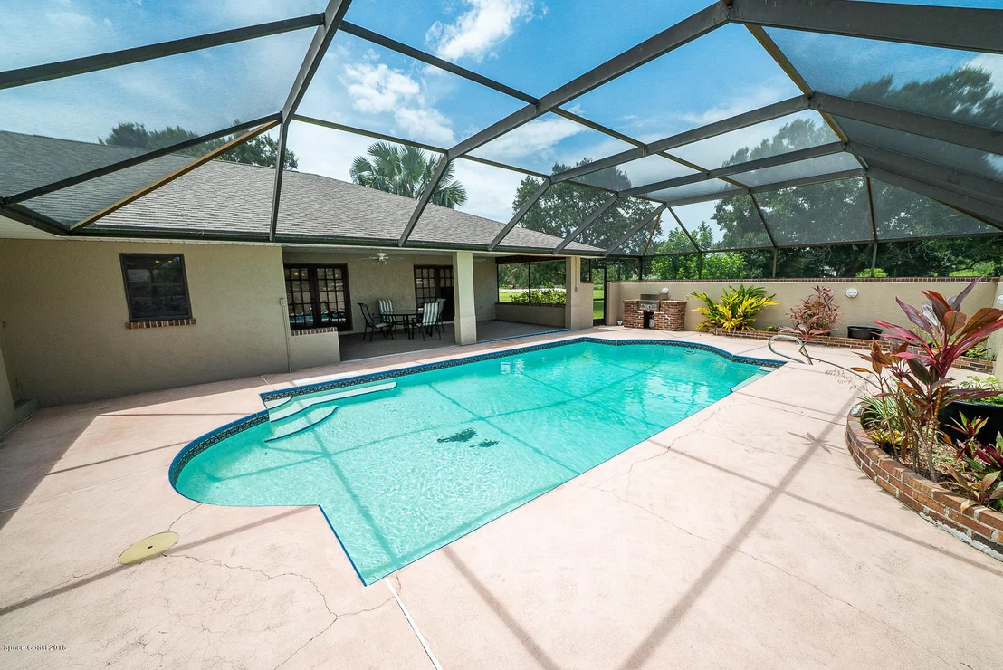 Photo of 2040 Benjamin Road