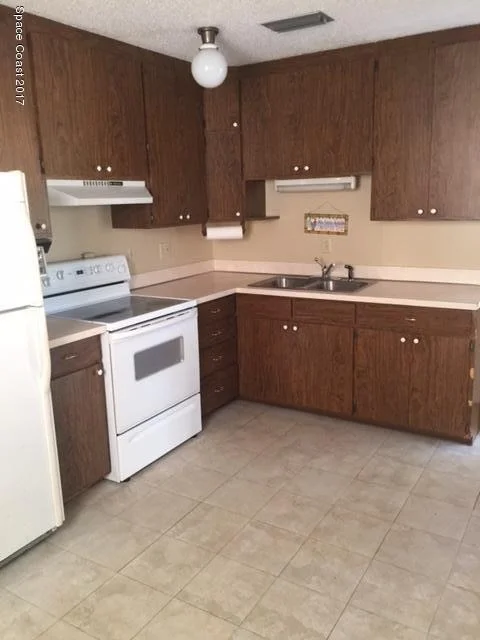 Photo of 5175 Hogan Place