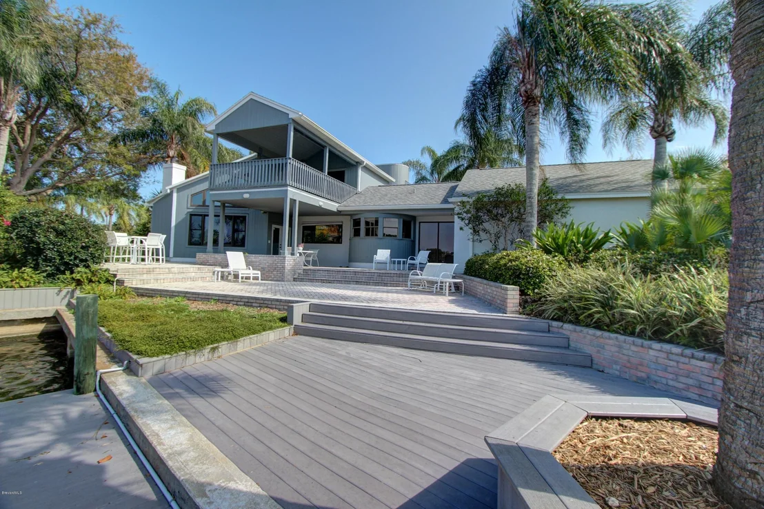 Photo of 738 Malibu Lane