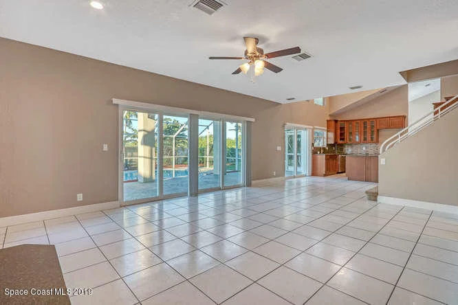 Photo of 542 Sanderling Drive