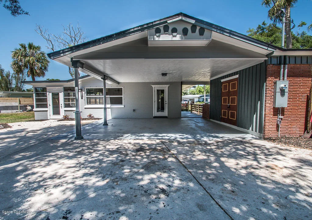 Photo of 3049 Moss Drive