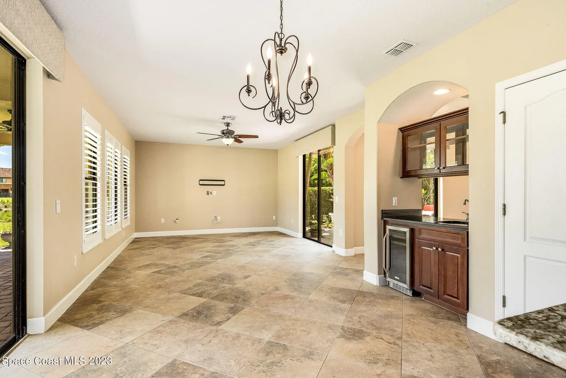 Photo of 609 Monterey Drive