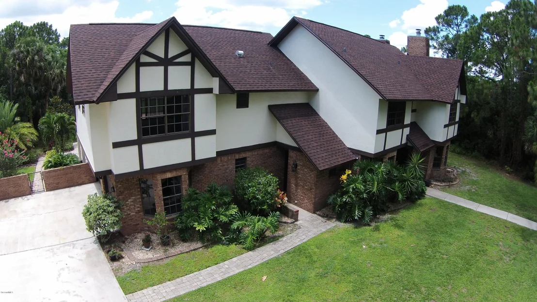 Photo of 4565 Lake Washington Road