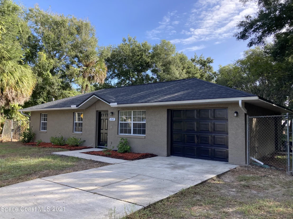Photo of 2527 Orange Avenue
