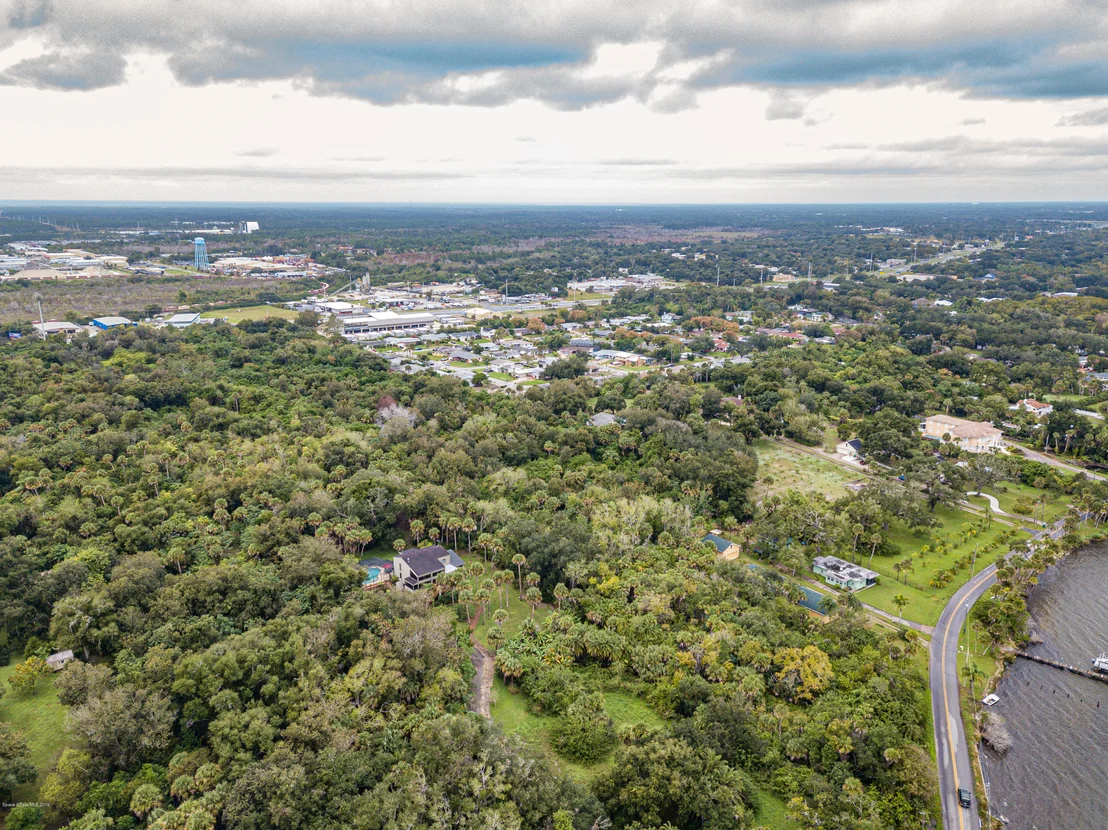 Photo of 3477 Indian River Drive N