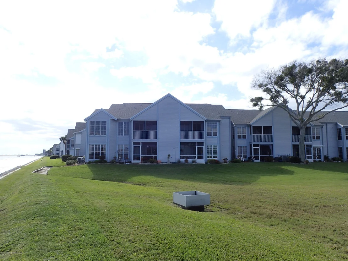 Photo of Unit 205 at 7420 Highway 1
