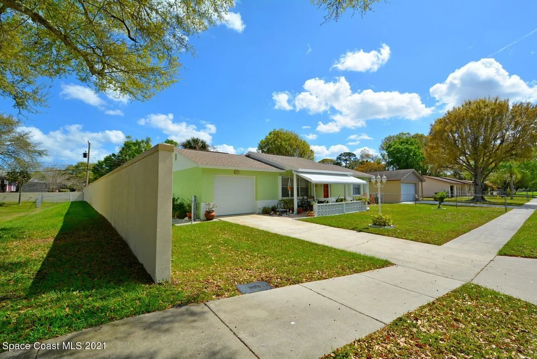 Photo of 52 Haven Drive